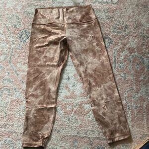 BNWOT Size 12 Special Edition Lululemon Aligns